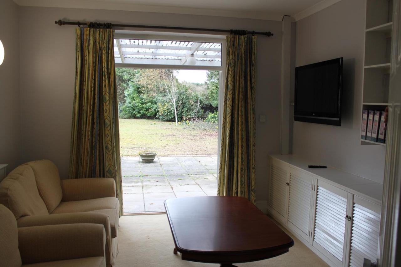Brookside Lodge Baldock Exterior photo